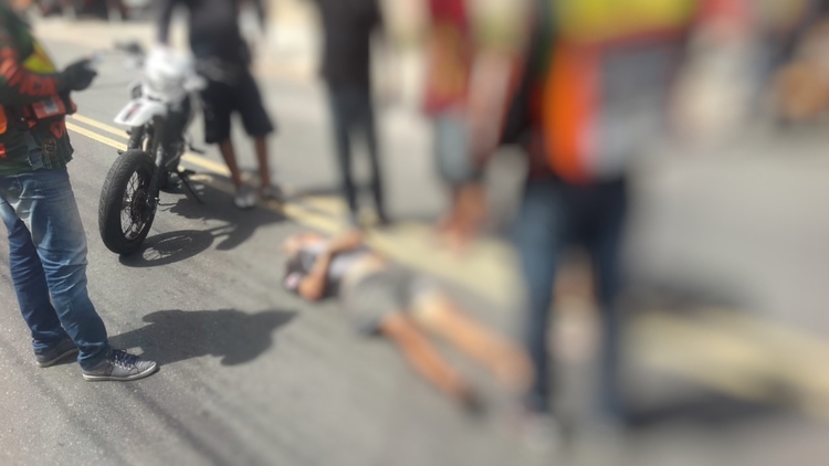 Homem desmaiou após a batida - Foto: Divulgação