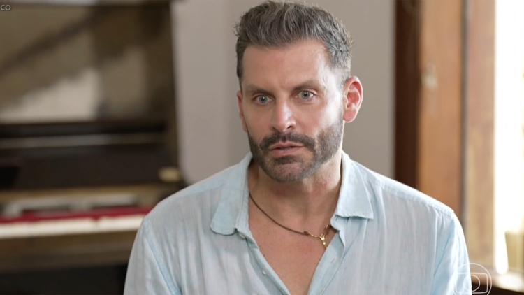 Henri está tomando remédios - Foto: Reprodução TV Globo