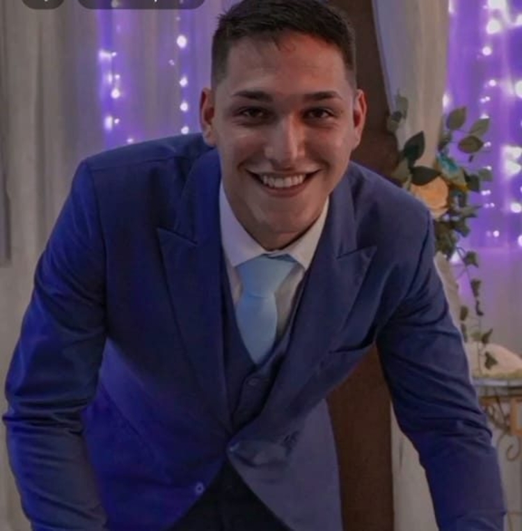 Bruno era motoboy de uma drogaria - Foto: Reprodução/Facebook