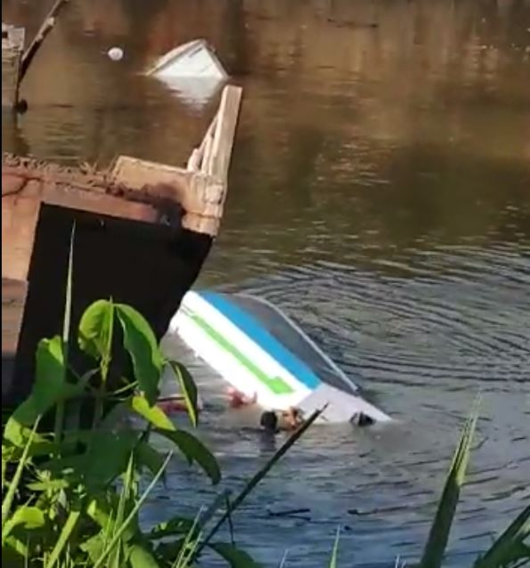 Vítimas estavam em veículos - Foto: Divulgação