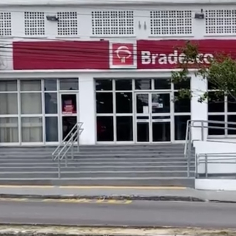 Agência Bradesco na avenida Silves - Foto: Reprodução