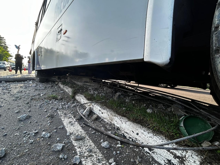 Danos foram grandes - Foto: Jander Robson/Portal do Holanda 