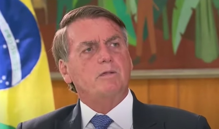 Bolsonaro comenta desaparecimento de indigenista e jornalista no Amazonas - Imagem: Reprodução/Youtube SBT News 