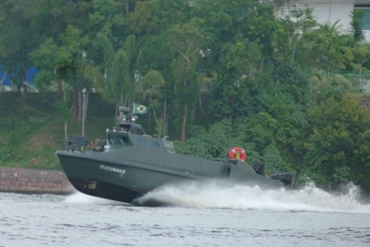 Exército ajuda nas buscas - Foto: Divulgação