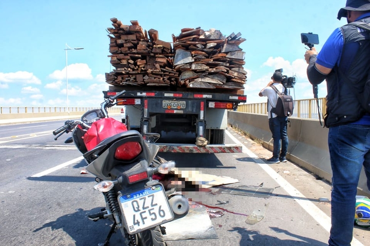 Homem morreu na hora - Foto: Jander Robson / Portal do Holanda