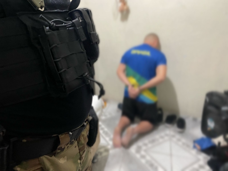 Treinador fazia vídeo com menores - Foto: Divulgação