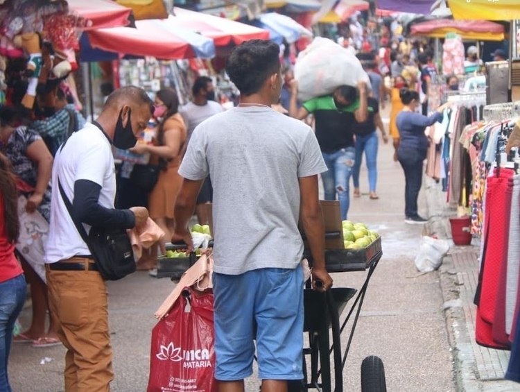 Imagem mostra comércio no Centro de Manaus / Foto: Arquivo / Portal do Holanda