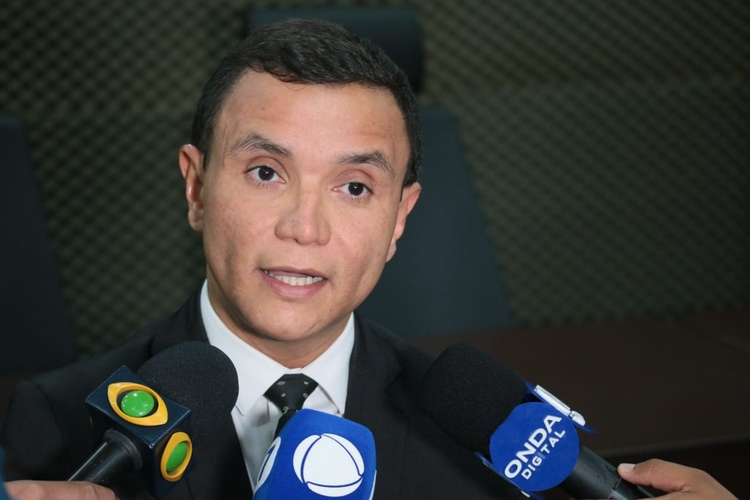 Delegado Marcos Arruda, responsável pela investigação - Foto: Jander Robson