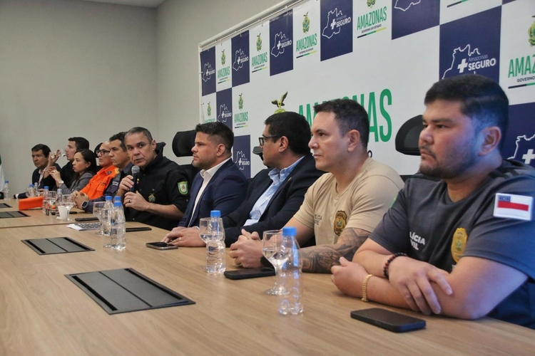 Autoridades - Foto: Jander Robson/Portal do Holanda