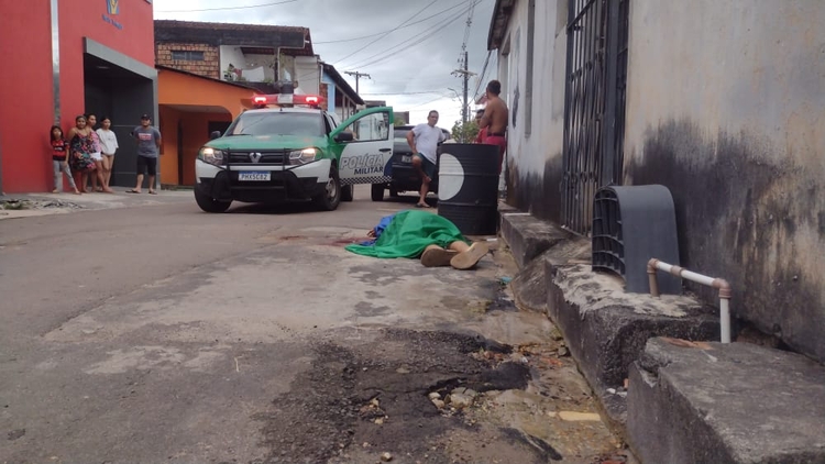 Barbeiro é executado a tiros na Compensa - Foto: Jander Robson/ Portal do Holanda
