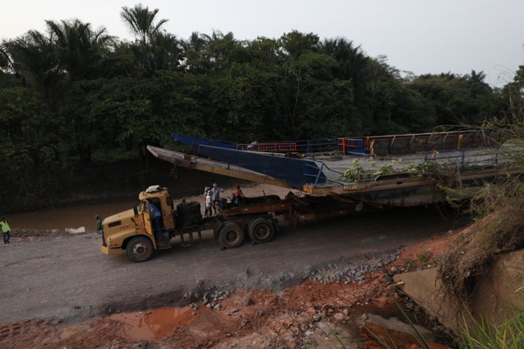 Balsa está em processo de instalação - Foto: Divulgação