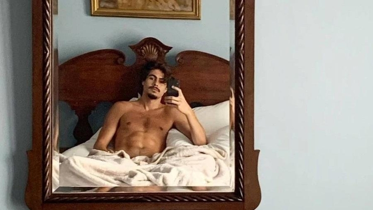 Rafa Vitti sensualizando para seguidores - Foto: Reprodução/Instagram