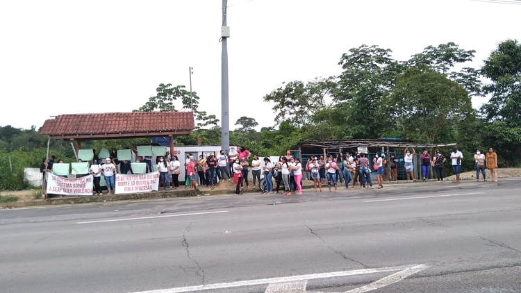 Familiares de presos em manifestação no Ipat - Foto: Divulgação
