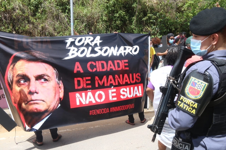 Protesto contra Bolsonaro em Manaus - Foto: Jander Robson/ Portal do Holanda