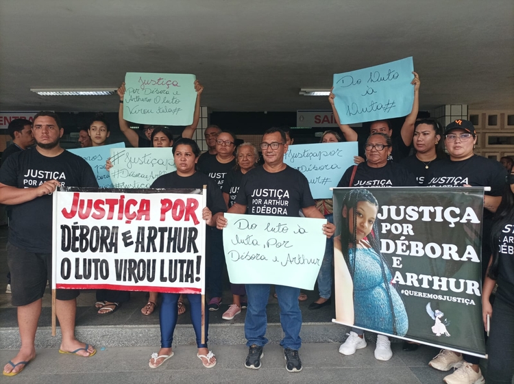 Família pede justiça - Foto: Jander Robson/Portal do Holanda
