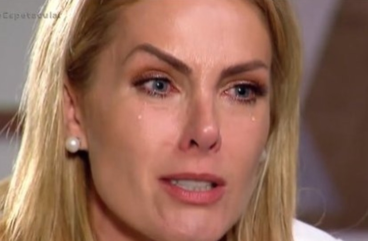 Ana Hickmann em entrevista ao Domingo Espetacular - Imagem: Reprodução/Record