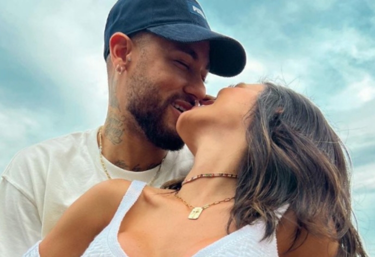 Bruna Biancardi anunciou que não está mais com Neymar - Foto: Reprodução/Instagram