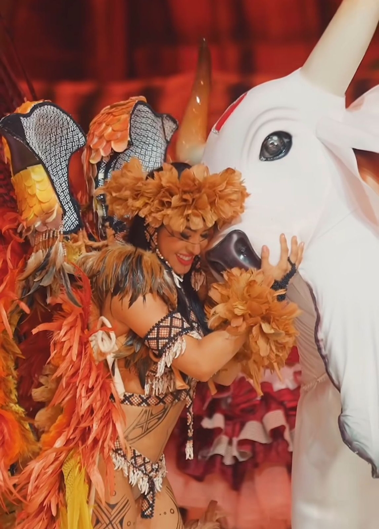 Isabelle e o Boi Garantido - Imagem: Reprodução/Instagram