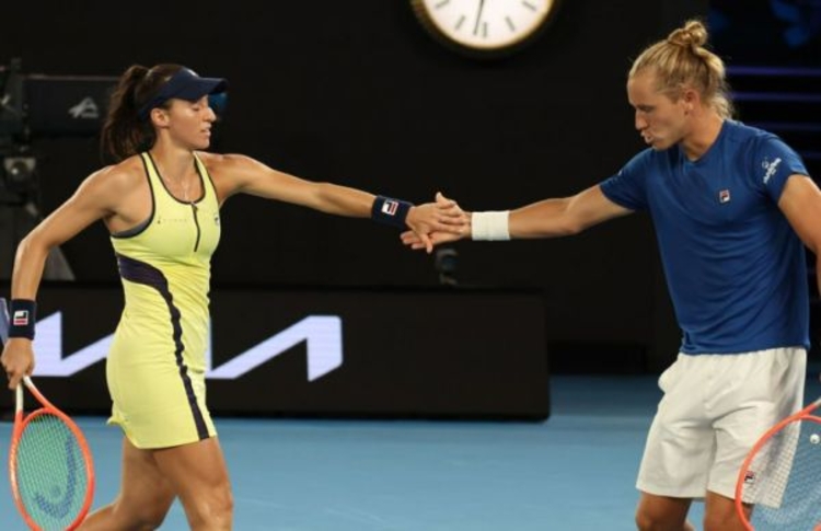 Dupla vai à semifinal da Austrália - Foto: DivulgaçãoTennis Australia
