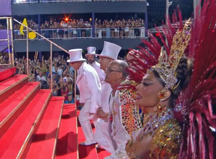 Juliana Paes voltou à Sapucaí - Foto: Reprodução TV Globo