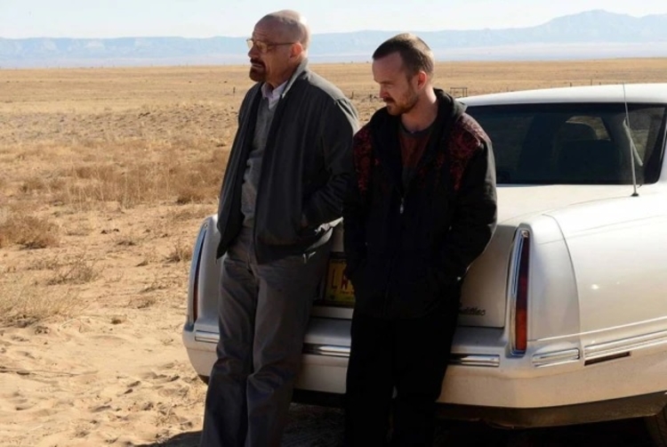 Bryan Cranston (Walter White) e Aaron Paul (Jesse Pinkman) podem aparecer em última temporada de 'Better Call Saul'. Foto: Ursula Coyote/Sony Pictures Television