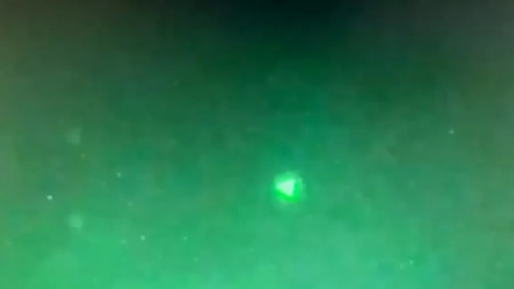 Trecho do vídeo onde os OVNIS aparecem - Foto: Reprodução