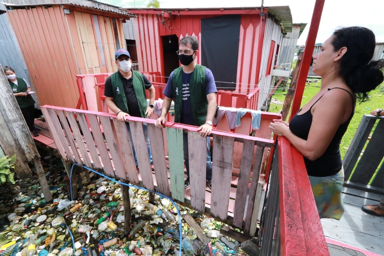 Foto: Clóvis Miranda/DPE-AM / Defensoria Pública visita áreas afetadas pela cheia em Manaus