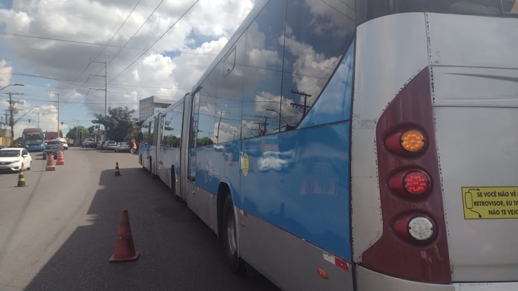Mulher teve cabeça esmagada por ônibus - Foto: Jander Robson/ Portal do Holanda