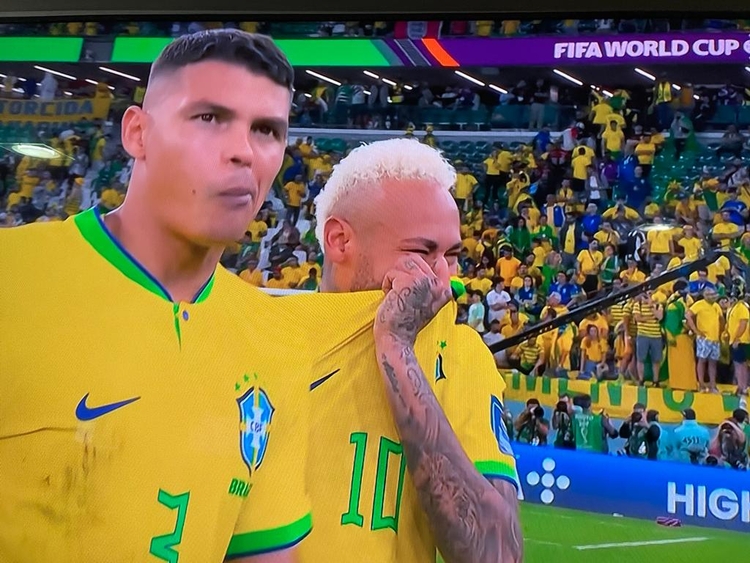 Brasil perde nos pênaltis para a Croácia e está fora da Copa – DW – 09/12/ 2022