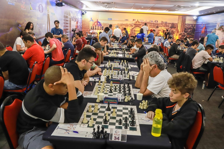 Torneio de xadrex 'Manaus Chess Open' garante prêmio de R$ 7 mil