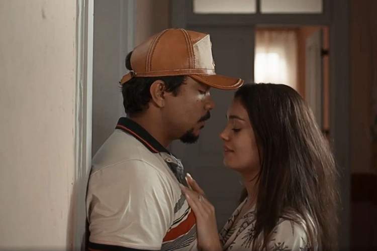 Sophie e Xamã contracenando na novela Renascer - Foto: Reprodução TV Globo