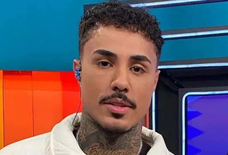 Vítima era assessor de MC Livinho (foto) - Imagem: Reprodução/Instagram