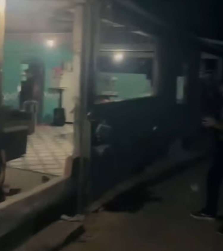 Vítima estava sendo mantida refém em cativeiro / Foto: Reprodução de vídeo