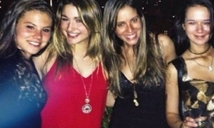 Sasha comemora 16 anos em Nova York com amigas