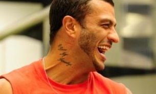  Yuri, do BBB12, entrou no lugar de Kléber Bambam    