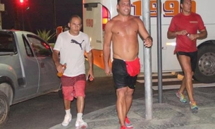 Com barriga de fora, Ronaldo Fenômeno corre atrás do 'tanque' perdido