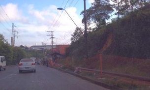Empresa de gás detona asfalto da avenida Solimões, no DI