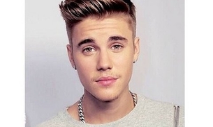 Após soco, Justin Bieber tira sarro de Orlando Bloom