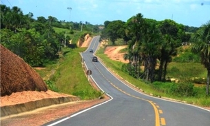 Assaltantes invadem casa em Presidente Figueiredo e robam Hilux