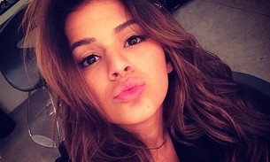 Bruna Marquezine se irrita com invasão dos fãs e desabafa