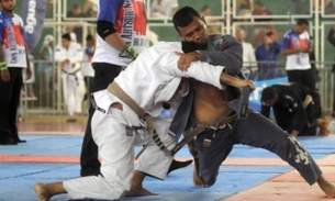 Prefeito anuncia evento de MMA e repudia violência no futebol