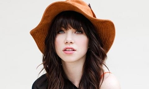 Veja os bastidores do clipe ¨Tonight I'm Getting Over You¨