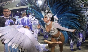 Carlinhos Brow com a Rainha de Bateria da Portela encantam na Sapucaí