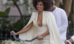 Irmã de Beyoncé vai de bicicleta à igreja no dia de seu casamento