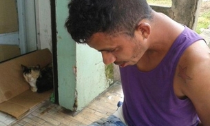 Homem usa arma de brinquedo para assaltar panificadora