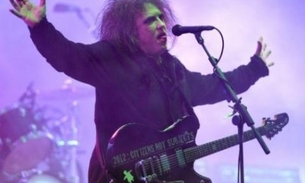 The Cure promove campanha da Anistia Internacional em turnê 