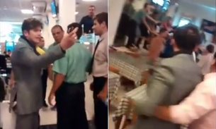  Dr. Rey é filmado em meio a barraco em restaurante