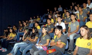 Atividades do parlamento chegou a mais de 30 mil pessoas em 2013