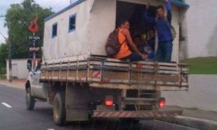 Caminhão faz transporte irregular de passageiros
