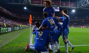 Chelsea vence Benfica com gol nos acréscimos e é campeão da Liga Europa 